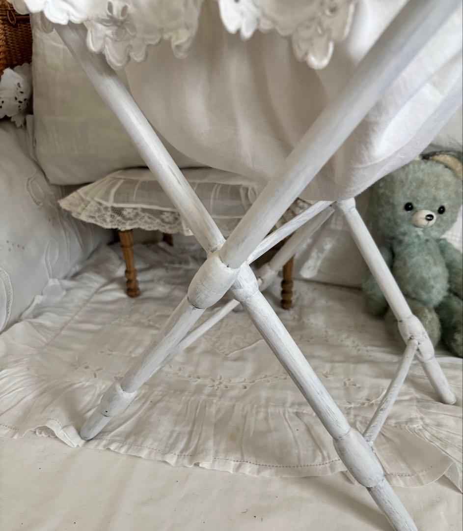 フランスアンティーク　トラバイユーズ　ソーイングスタンド　小サイズ