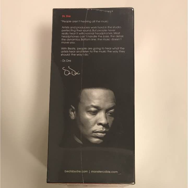 ヘッドホン beats by Dr