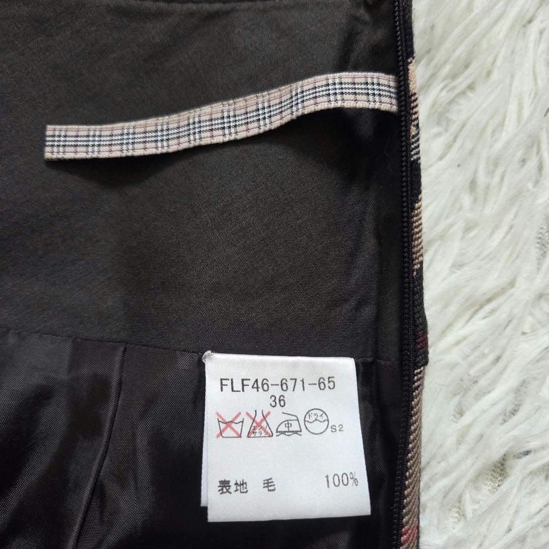 美品BURBERRY　バーバリーブルーレーベル　ノバチェック　ミニスカ　プリーツ