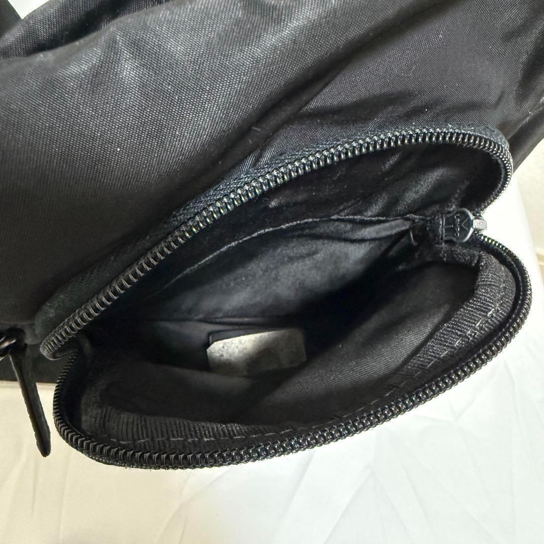 PRADA プラダ ショルダーバッグ メッセンジャー クロスボディ ボディバッグ