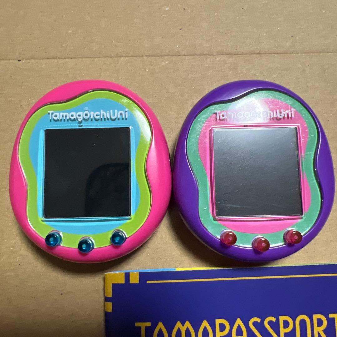 たまごっちuni 本体　２体セット　バンド2個セット　ピンク　パープル　箱無し