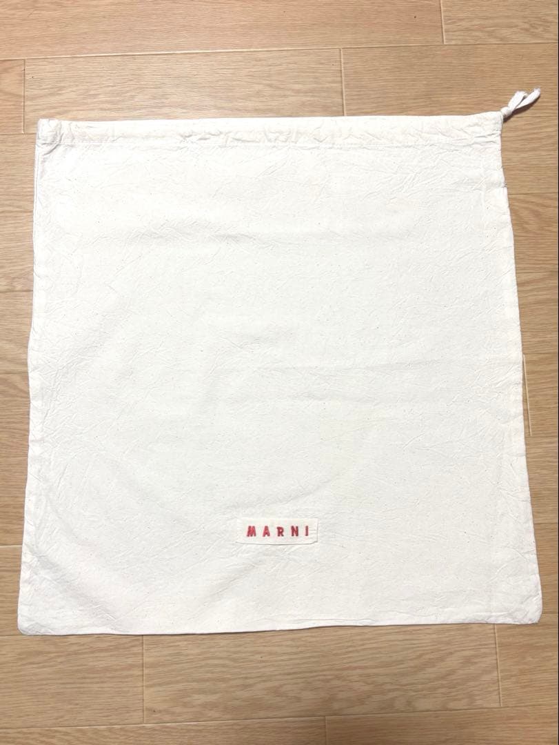 【美品】マルニ かごバッグ ブラック×ホワイト(保存袋付)