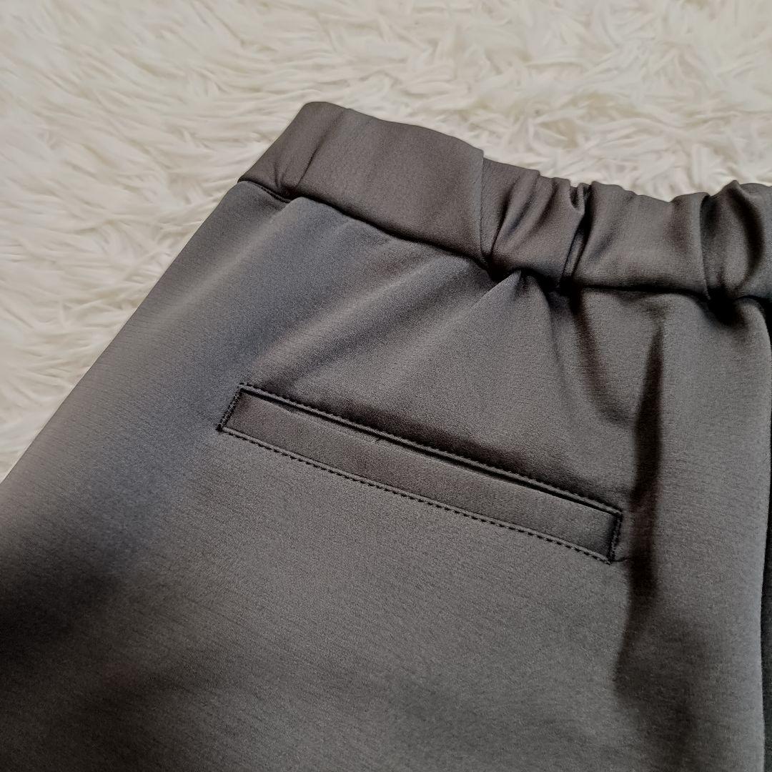 新品未使用　人気色　OHGA マシュマロパンツ　グレー　Mサイズ