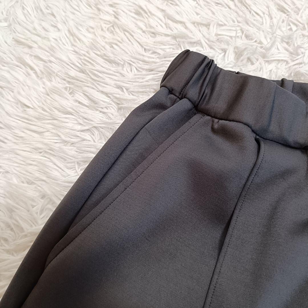 新品未使用　人気色　OHGA マシュマロパンツ　グレー　Mサイズ