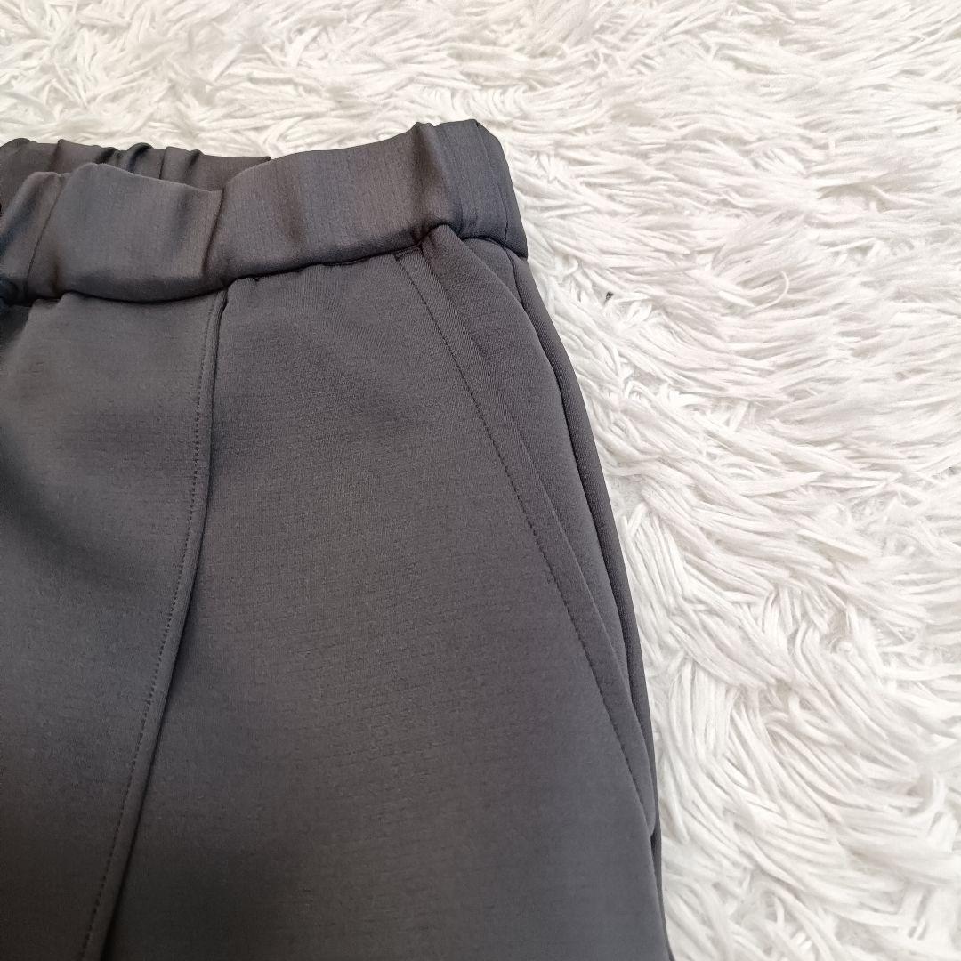 新品未使用　人気色　OHGA マシュマロパンツ　グレー　Mサイズ