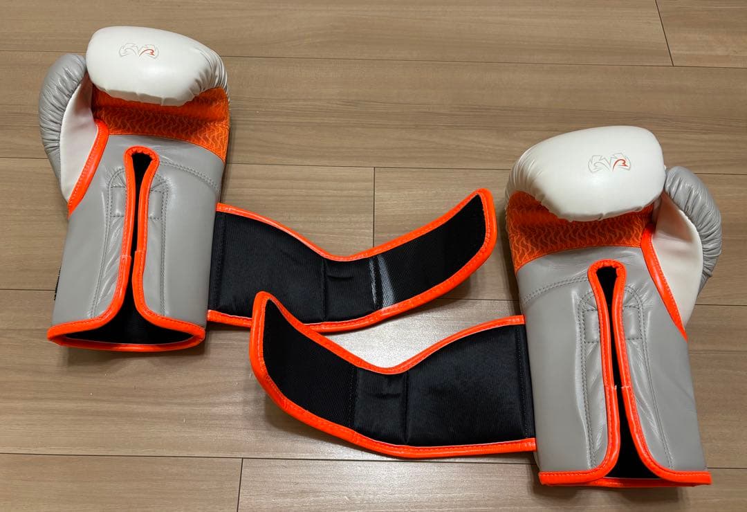 ライバルRS80V　インパルス・スパーリンググローブ　14オンス