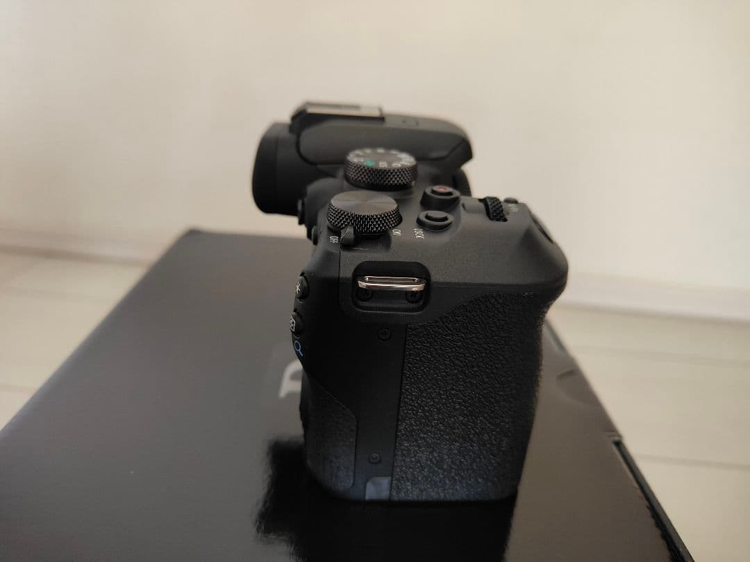 Canon EOS R10 ミラーレス一眼 本体