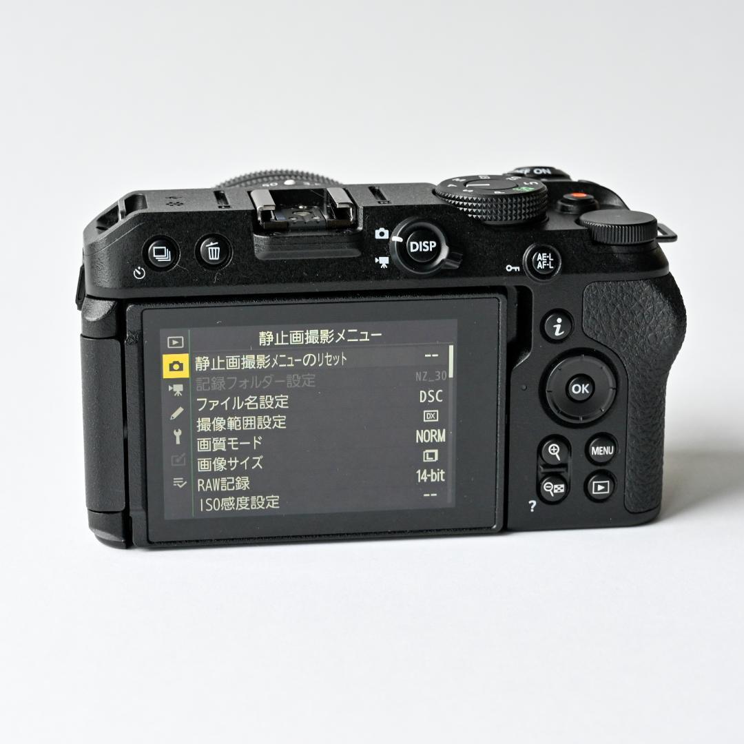 Nikon Z30 ボディ+16-50mmレンズ★シャッター回数 339★