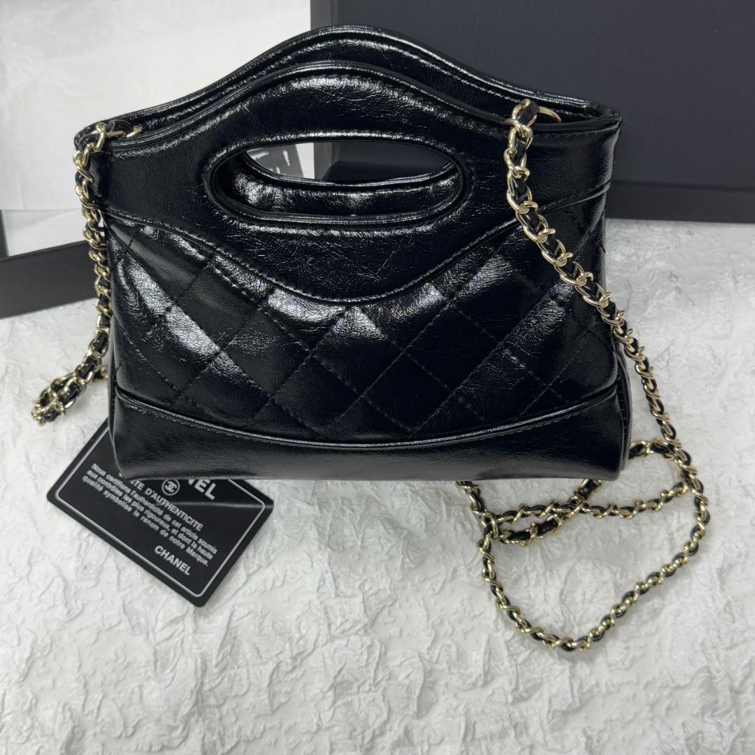 vip☆ 非売品ブラックレザー クラッチバッグso