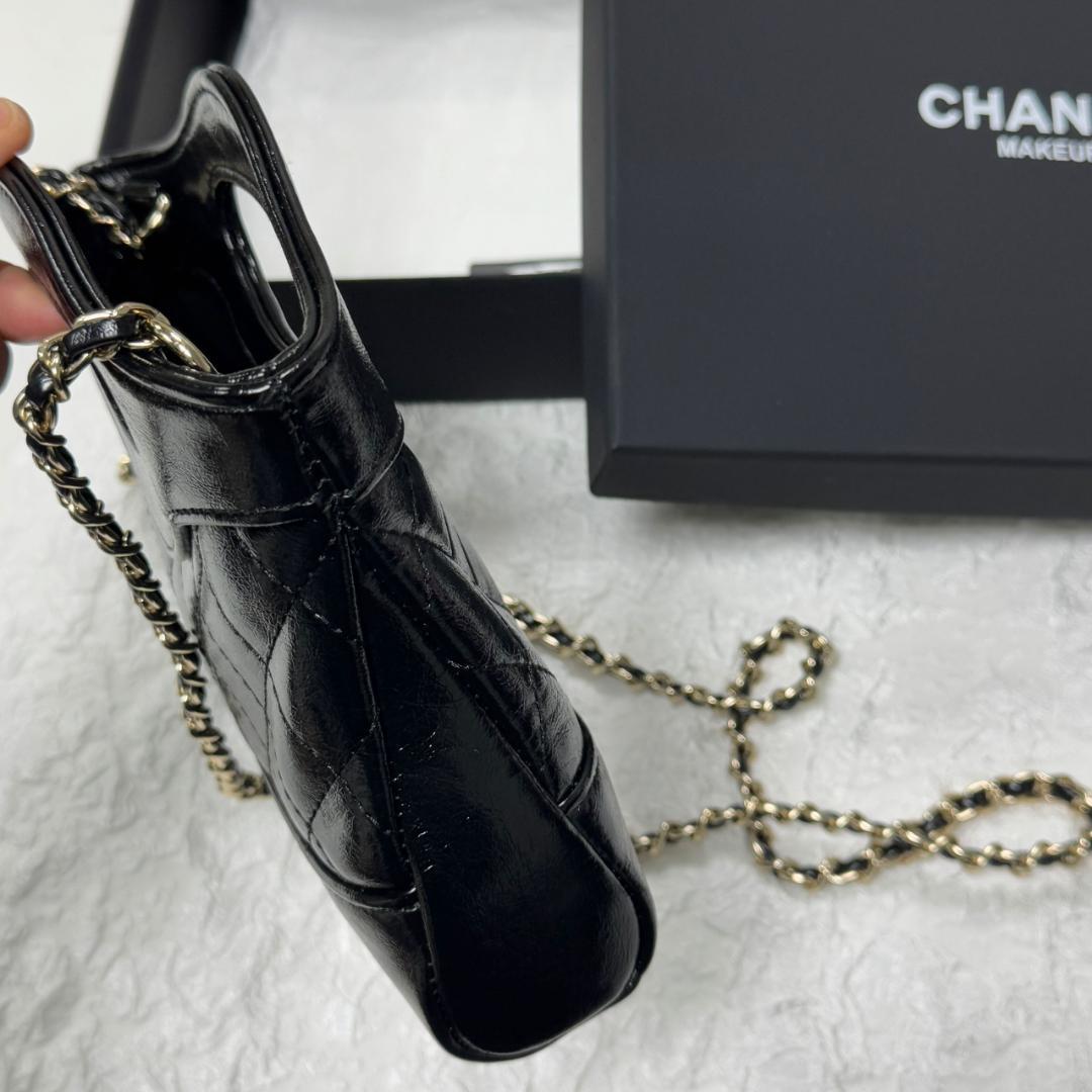 vip☆ 非売品ブラックレザー クラッチバッグso