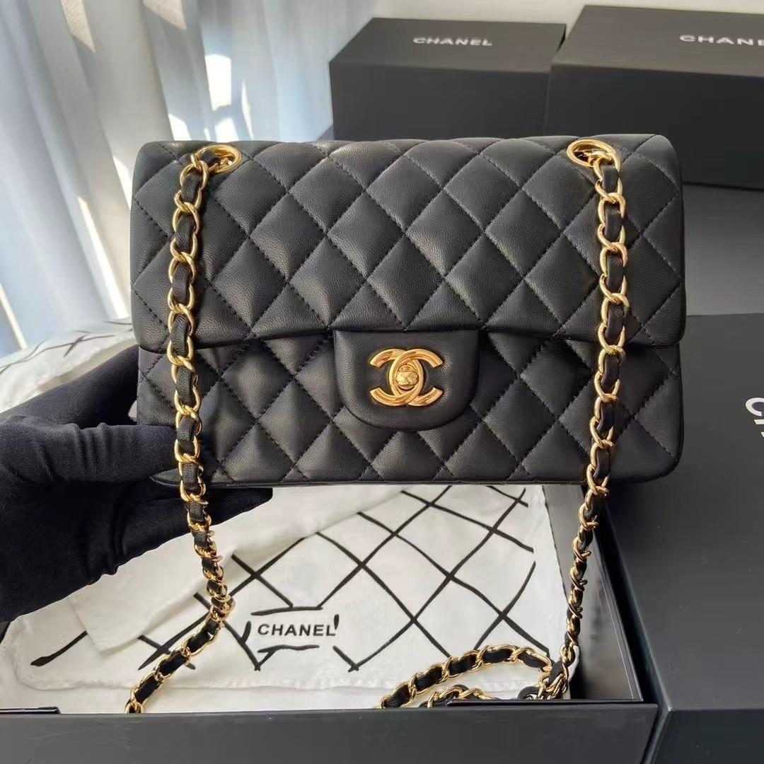 ブラックレザー ショルダーバッグ