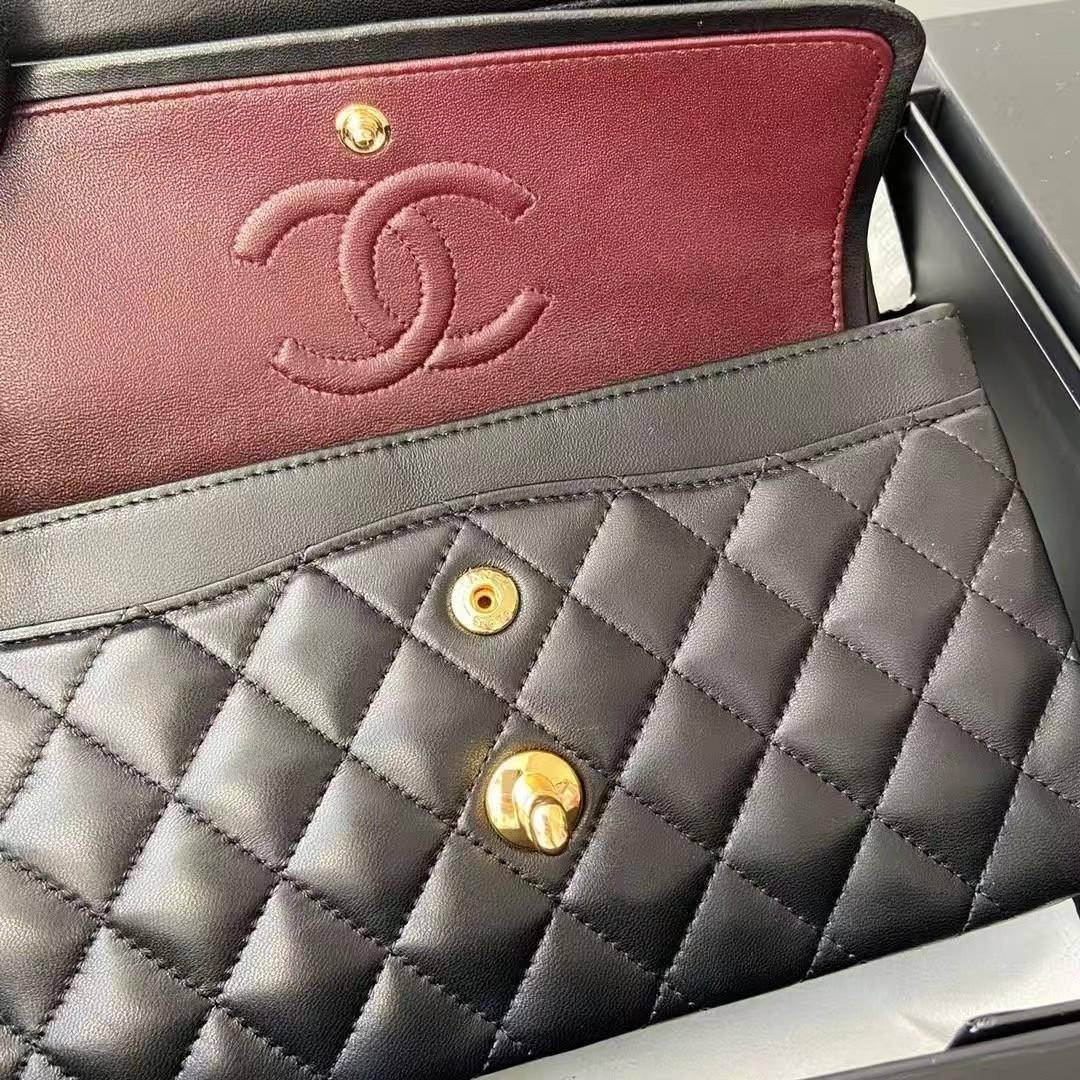 ブラックレザー ショルダーバッグ