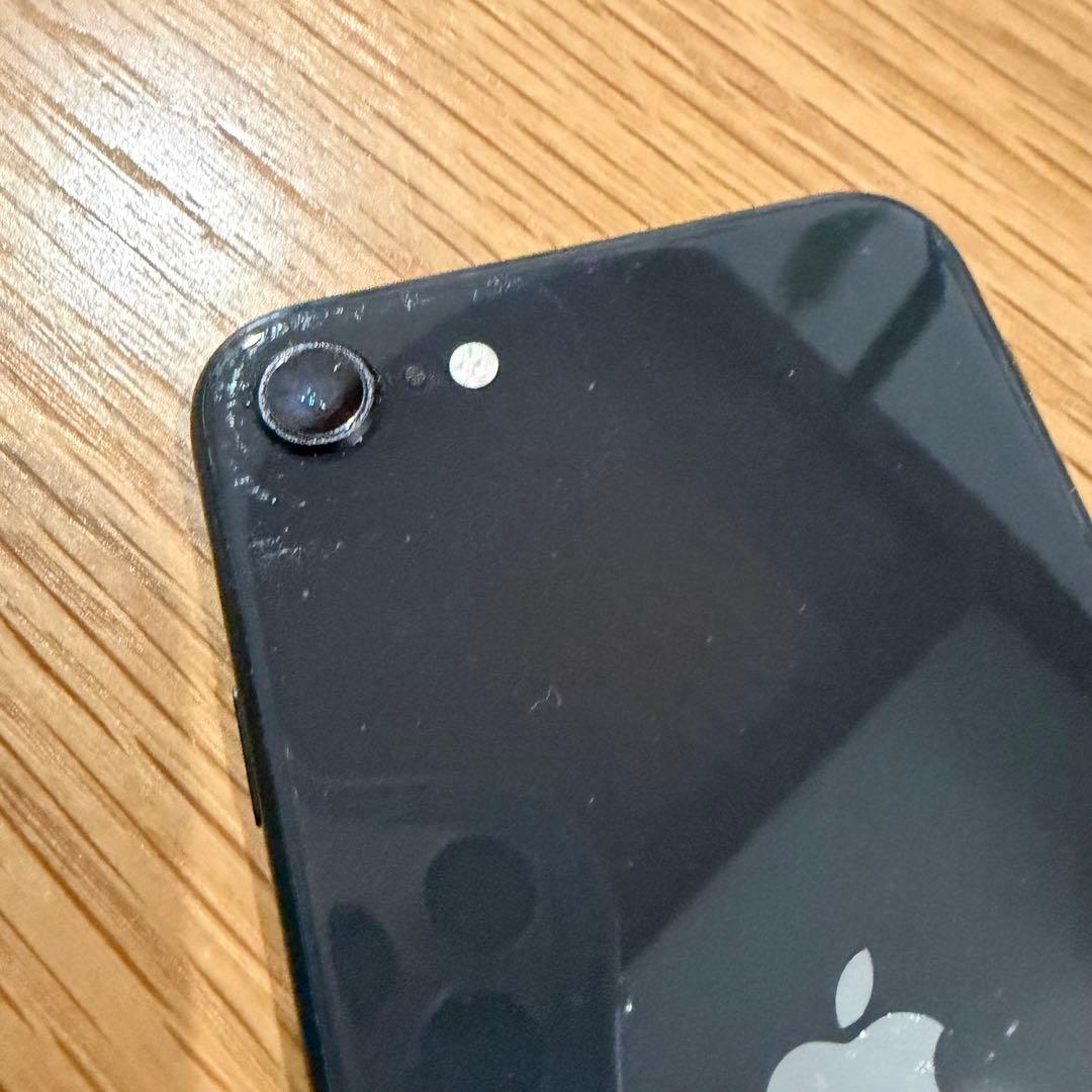 タ*ク様 simフリー　iPhoneSE 第二世代　64gb 本体　ブラック