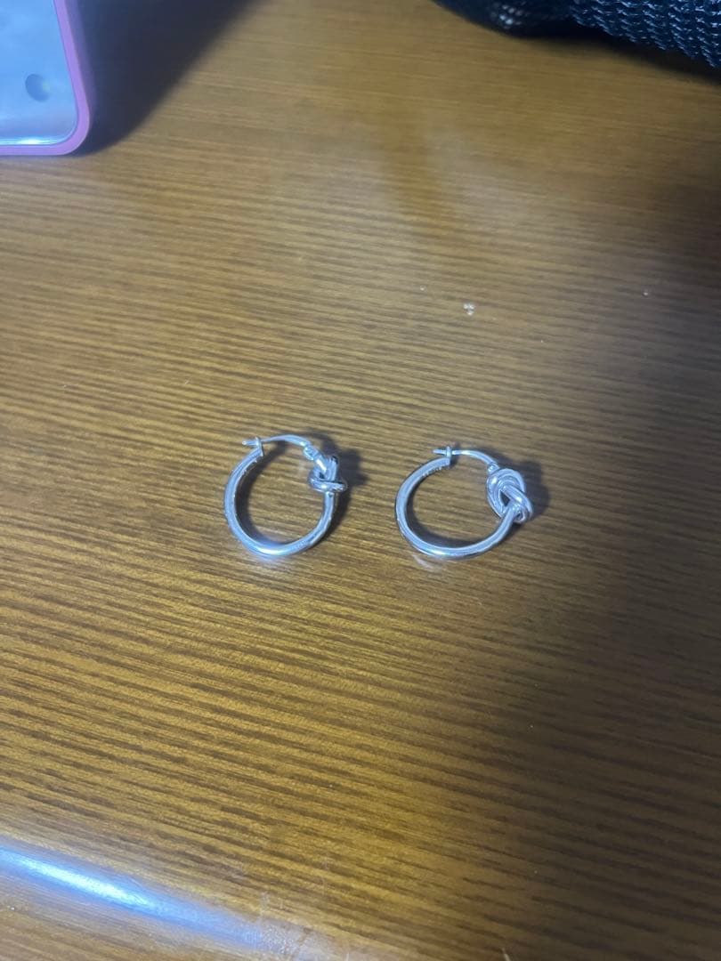 CELINE ノット スモールフープ シルバー ピアス セリーヌ　片耳のみ