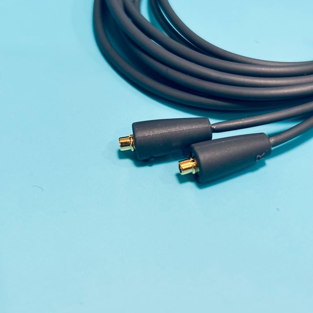 Ne rad1 有線イヤフォン 収納ケース付き　hp-nhr41