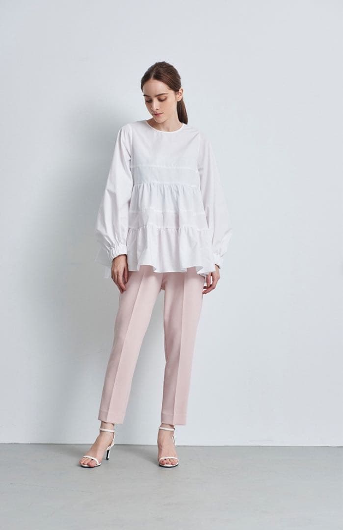 yori ティアードロングブラウスホワイト　長袖