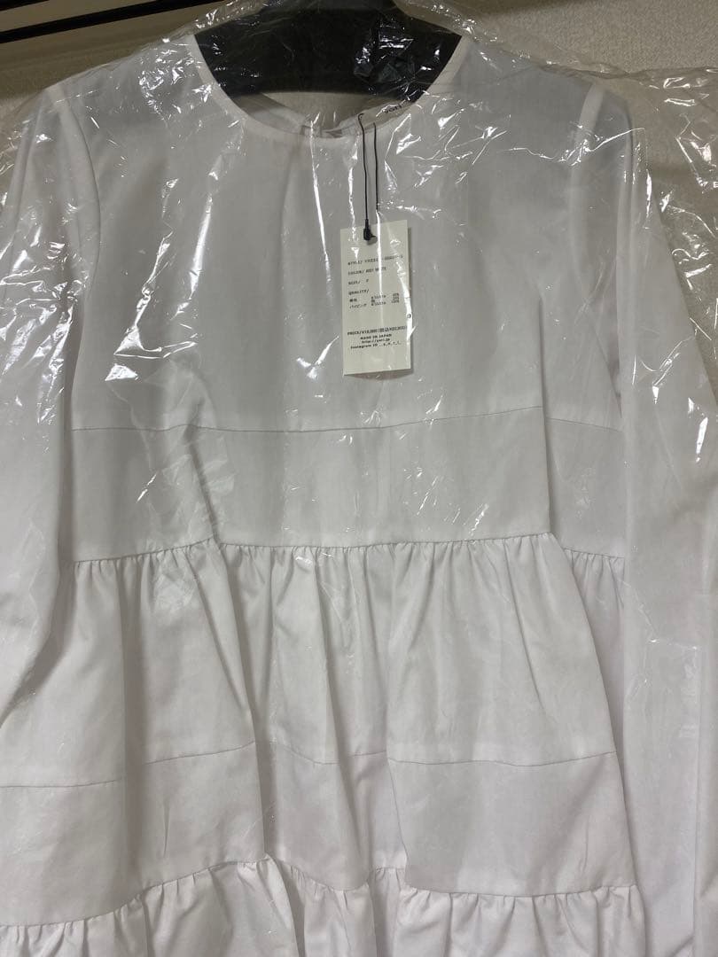 yori ティアードロングブラウスホワイト　長袖