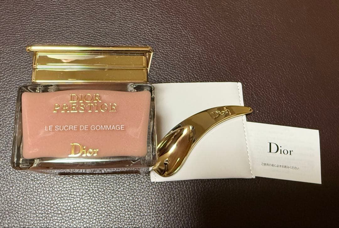 Dior ディオール　プレステージ　ル　ゴマージュ