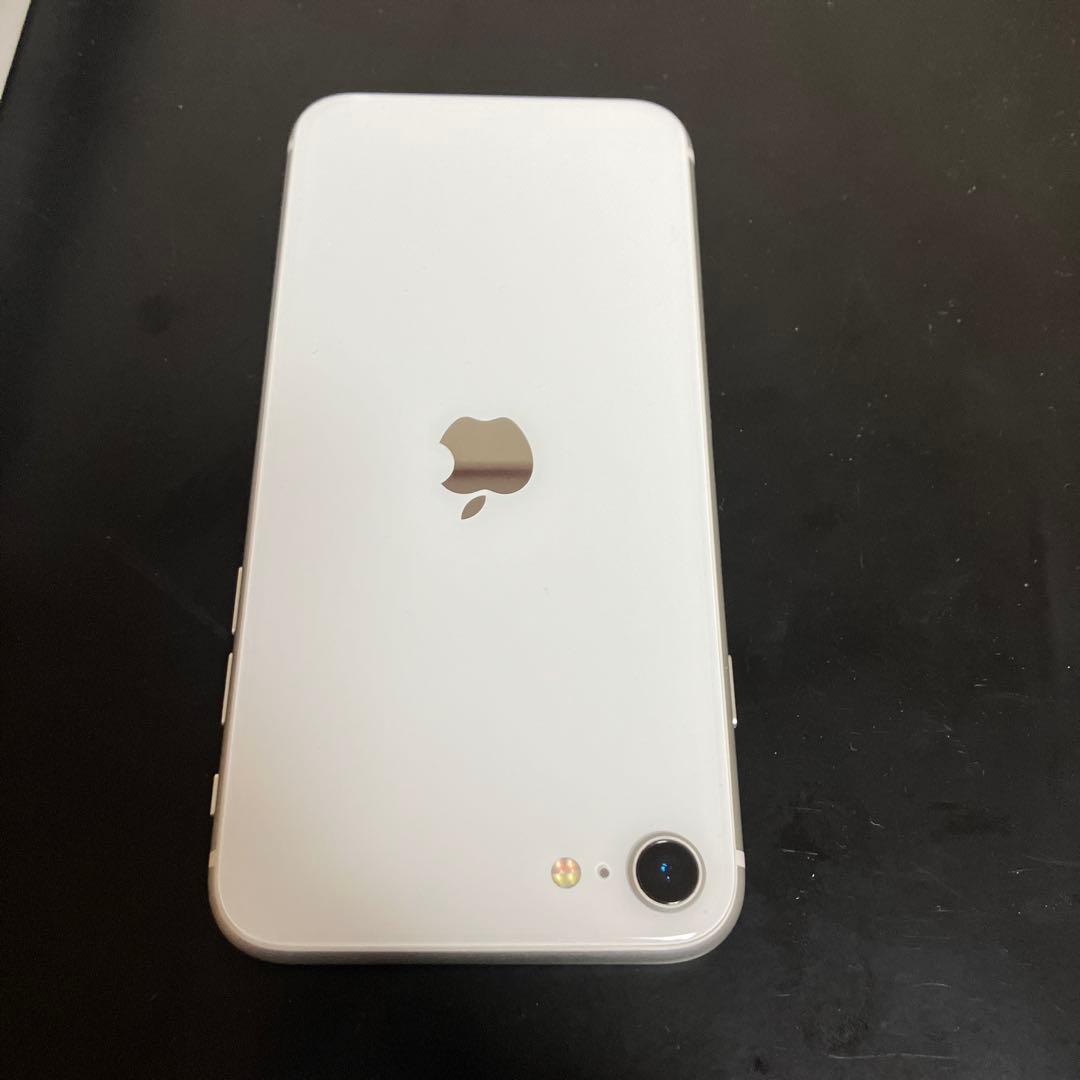 Apple iPhone SE 第二世代 ホワイト 箱付き　64GB BT84%
