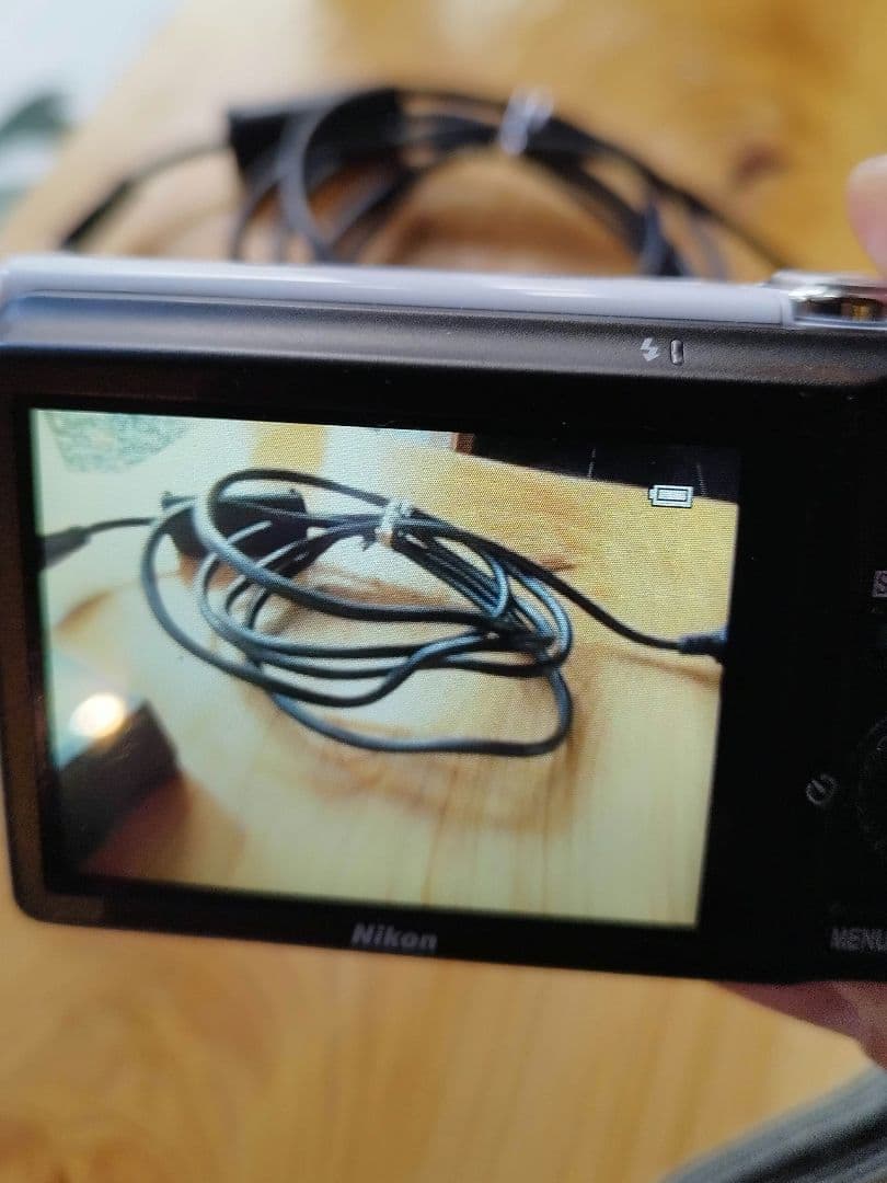 Nikon COOLPIX Ｓ6200 ホワイト　コンパクトデジタルカメラ