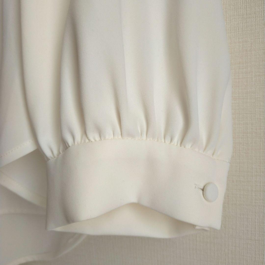 美品 ピンキーアンドダイアン2024 チェーンスタンドブラウス ホワイト 38