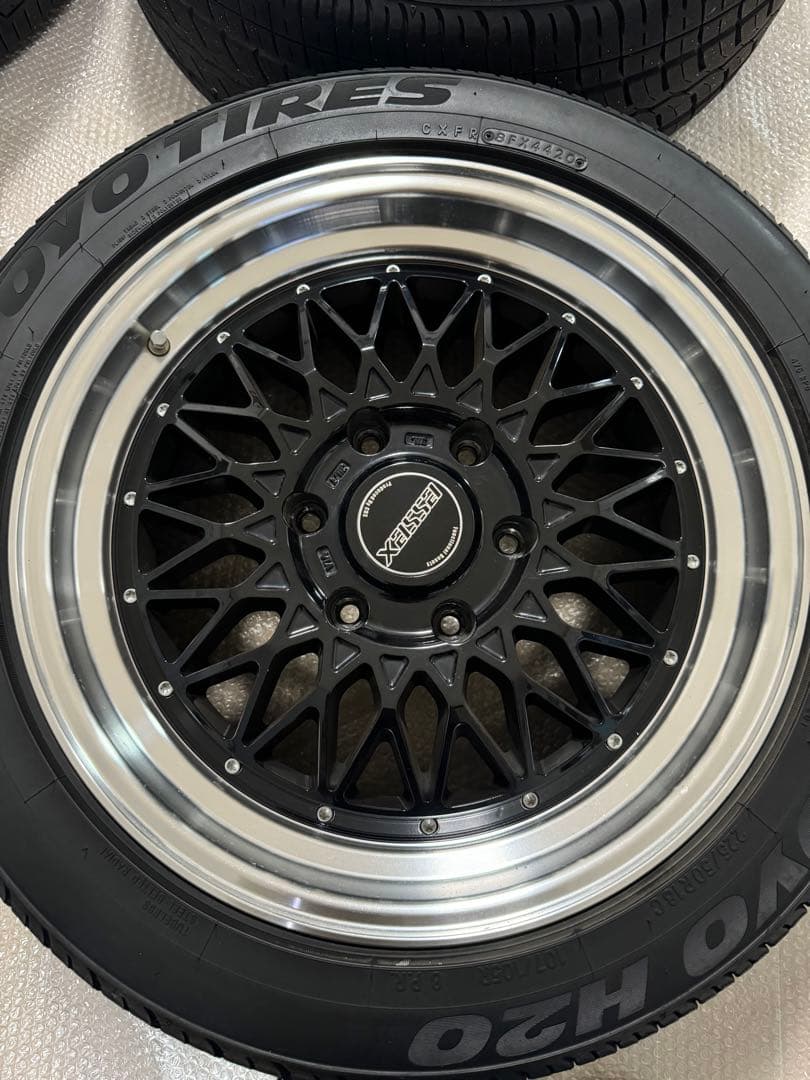 専用　ハイエース　エセックス　ホイール　6穴