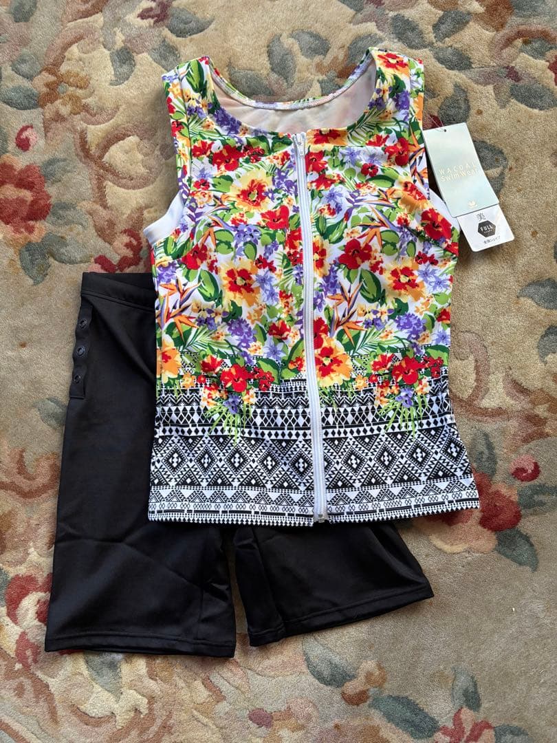 新品未使用　WACOALワコール女性用水着 上下セット　9M