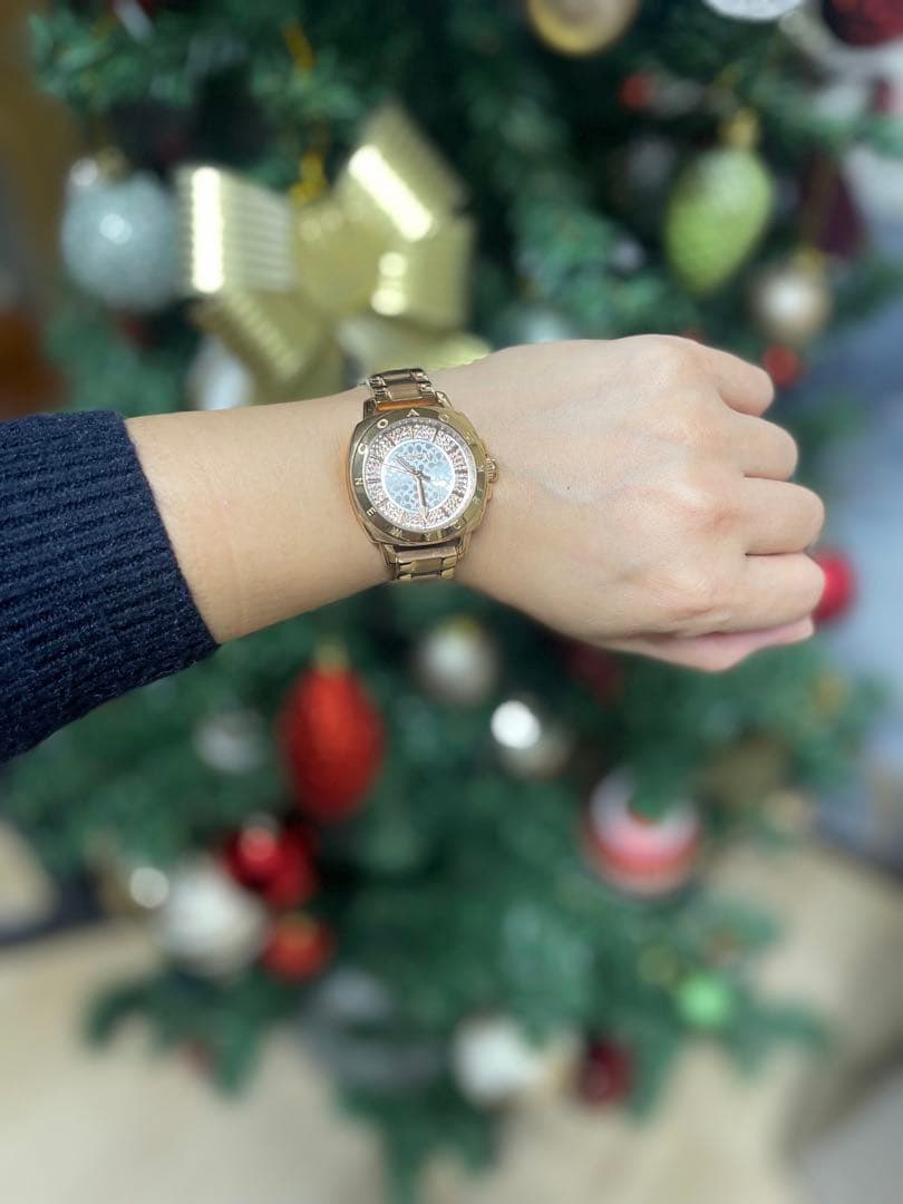 Cacharel ゴールド 腕時計 ステンレスバンド