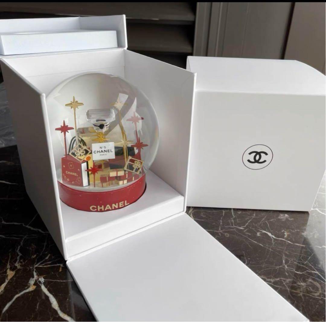 シャネル 2022クリスマス　限定　№５　ナンバーファイブ　スノードーム
