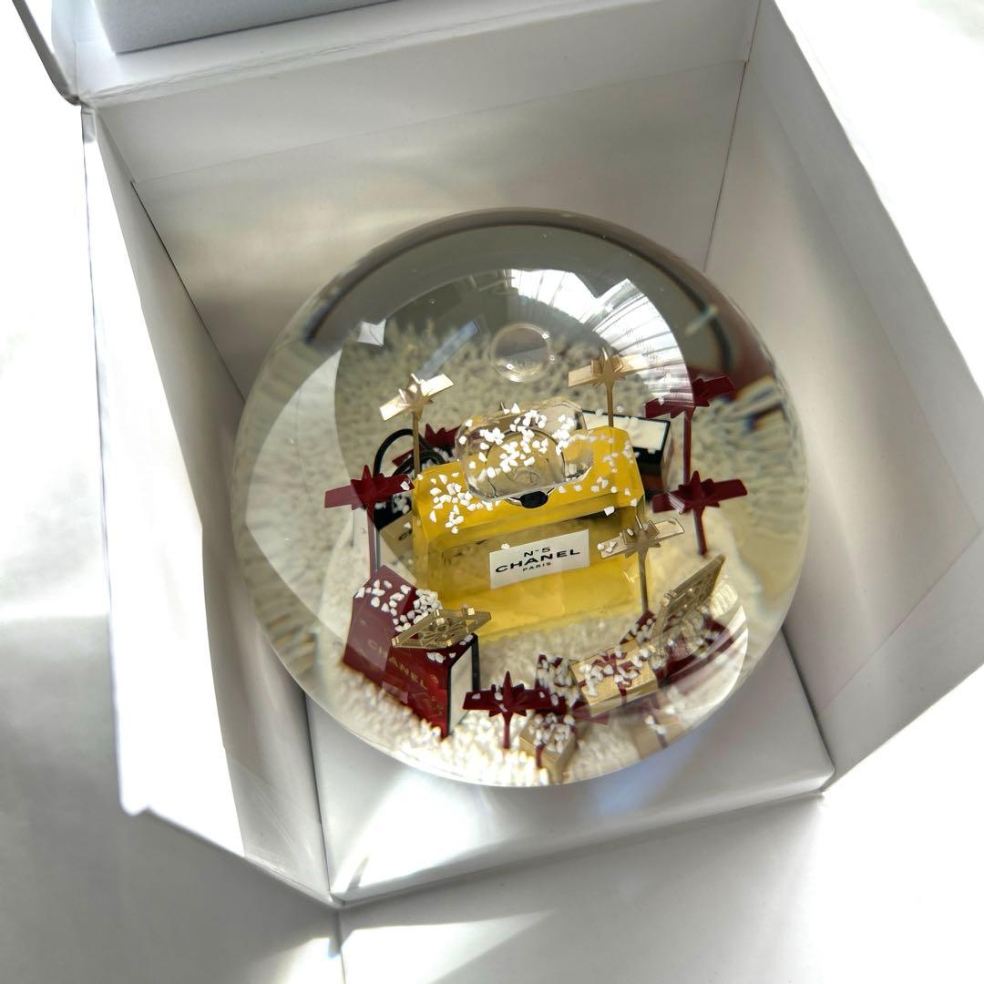 シャネル 2022クリスマス　限定　№５　ナンバーファイブ　スノードーム