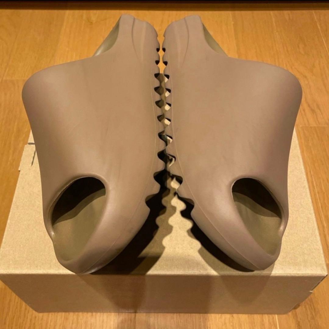 靴 adidas YEEZY Slide \"Core\" 25.5