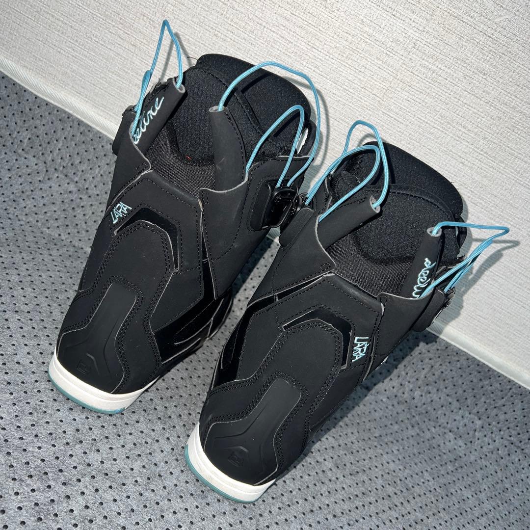 数回使用 希少21.5cm DEELUXE id 6.2 スノーボードブーツ