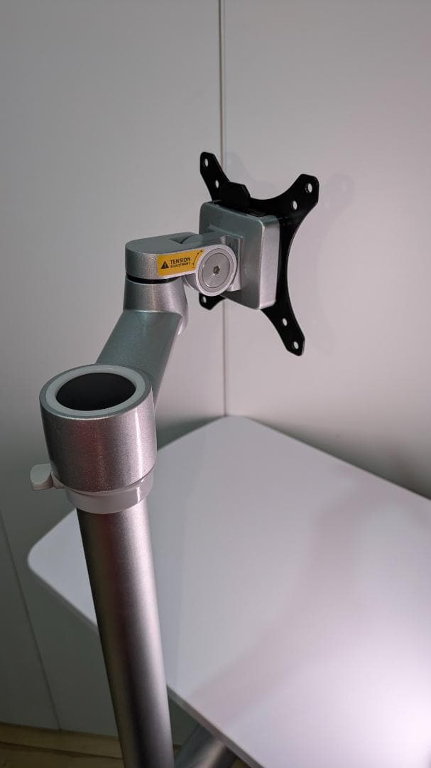 モニタースタンド （床置き・キャスター付）シルバー