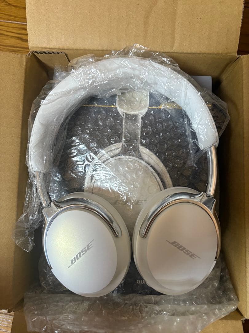 Bose QuietComfort ultraワイヤレスヘッドホン 60周年