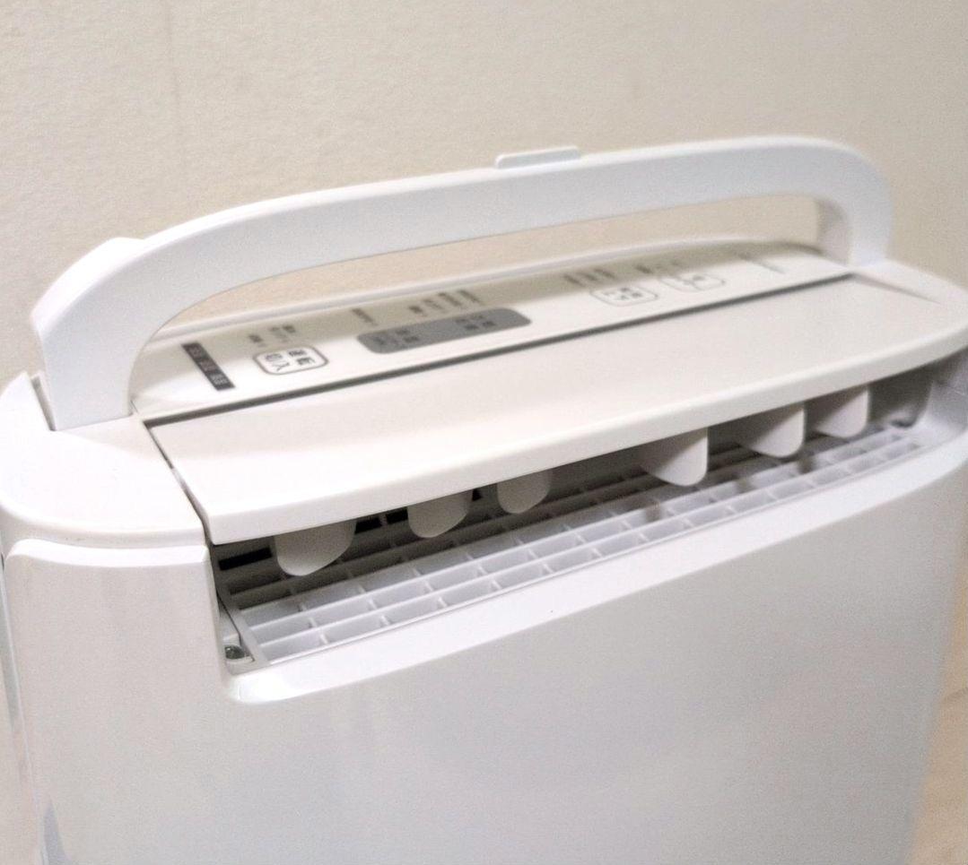 パナソニック　衣類乾燥除湿機　F-YZR60