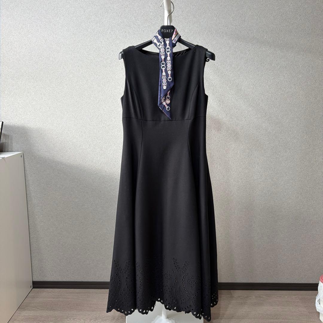 定価20万Foxeyフォクシー　ブティック　ウールワンピース