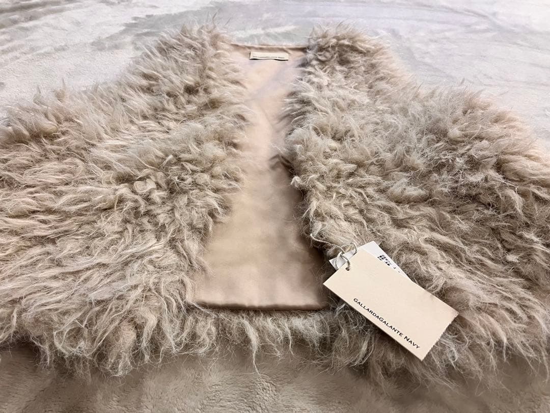 未使用タグ付GALLARDAGALANTE NAVYアイボリーフェイクファージレ