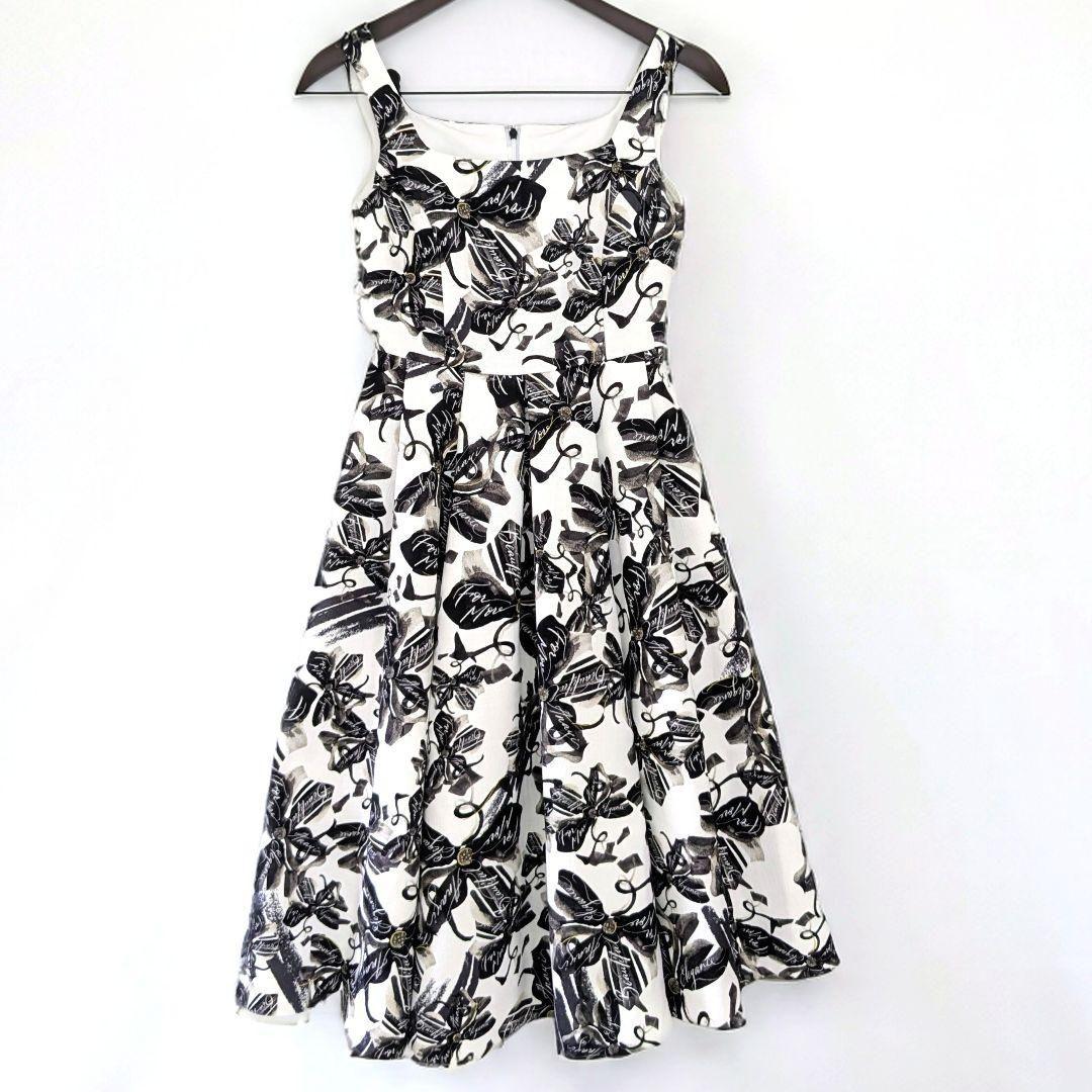 セエラです！新品 タグ付き ANAYI 23AW アートフラワープリント