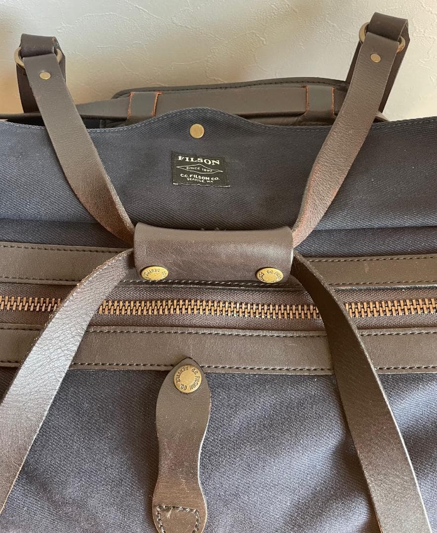 Filson ボストンバッグ Small ネイビー