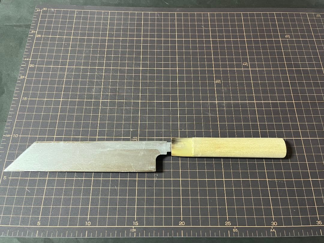 KK正本総本店 むきもの 薄刃包丁 白水牛柄 白鋼ニ 18cm 鞘付き