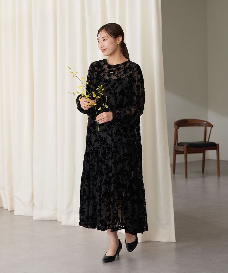 ベロアフラワーティアードワンピース