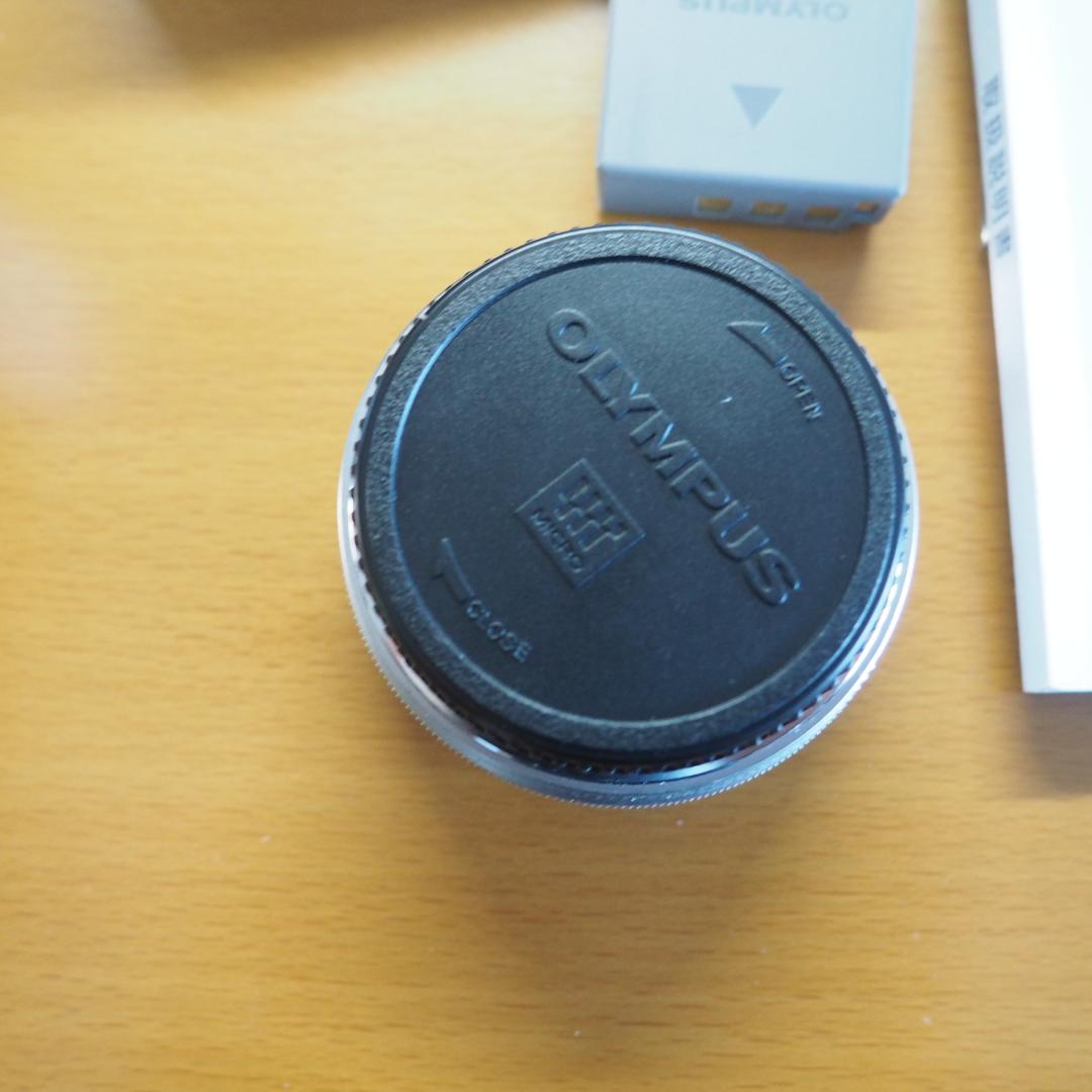 OLYMPUS E-PL5 ミラーレス一眼 ホワイト　レンズ付き　ジャンク扱い