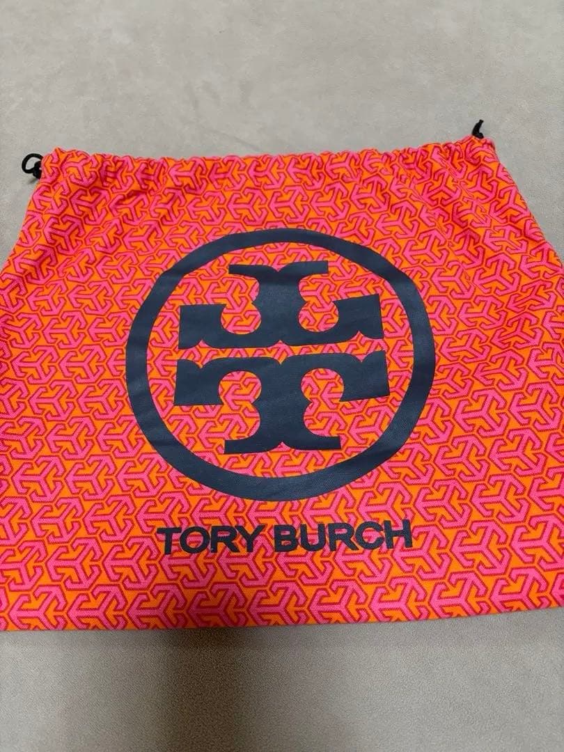 正規品　美品　Tory Burch ミニバッグ　クラッチ　保存袋付き