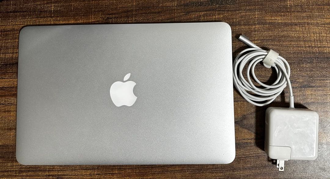MacBook本体 MacBook Air mid 2011