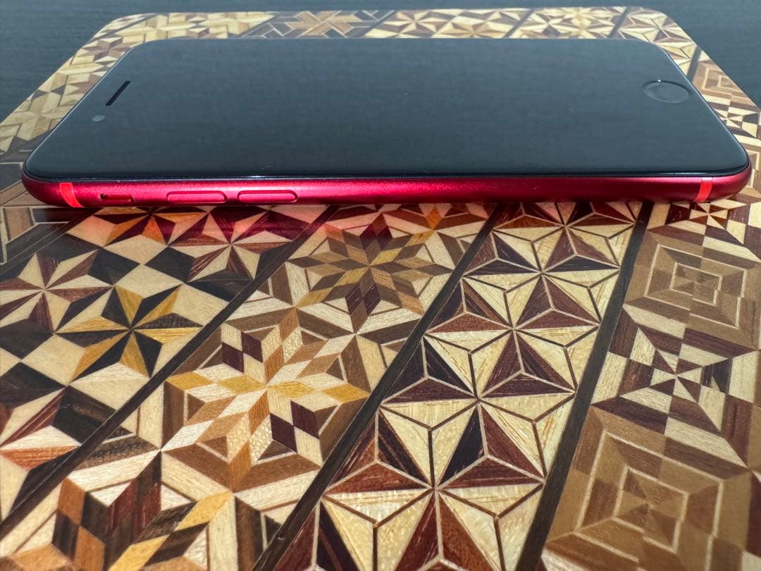 iPhone SE 2世代 レッド64G