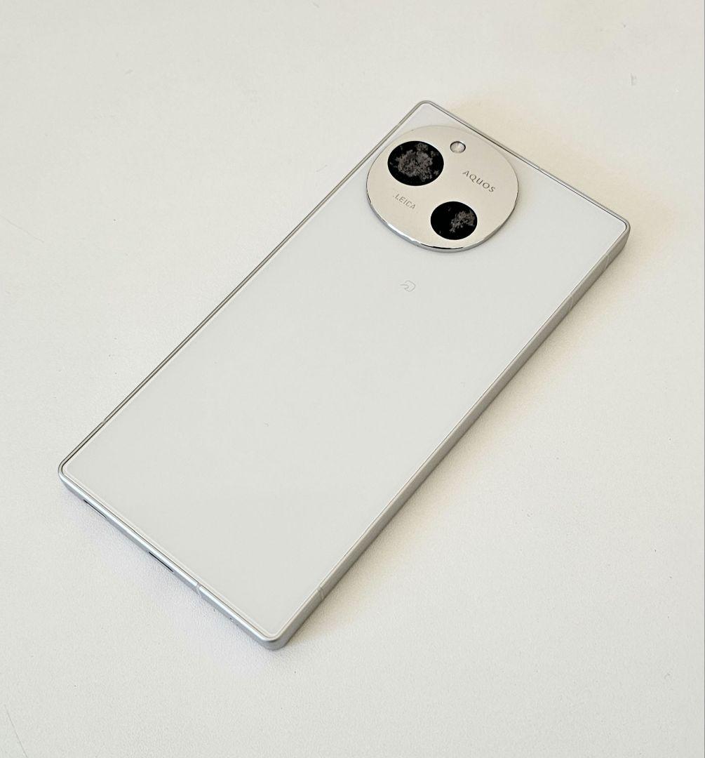 antutu130万点以上【美品】AQUOS R9 ホワイト 256GB