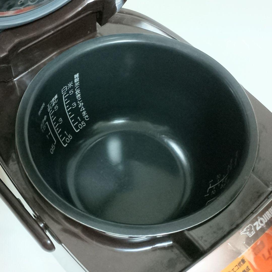ZOJIRUSHI　NW-VP10E9　豪熱沸とうIH炊飯器　極め炊き　5.5合