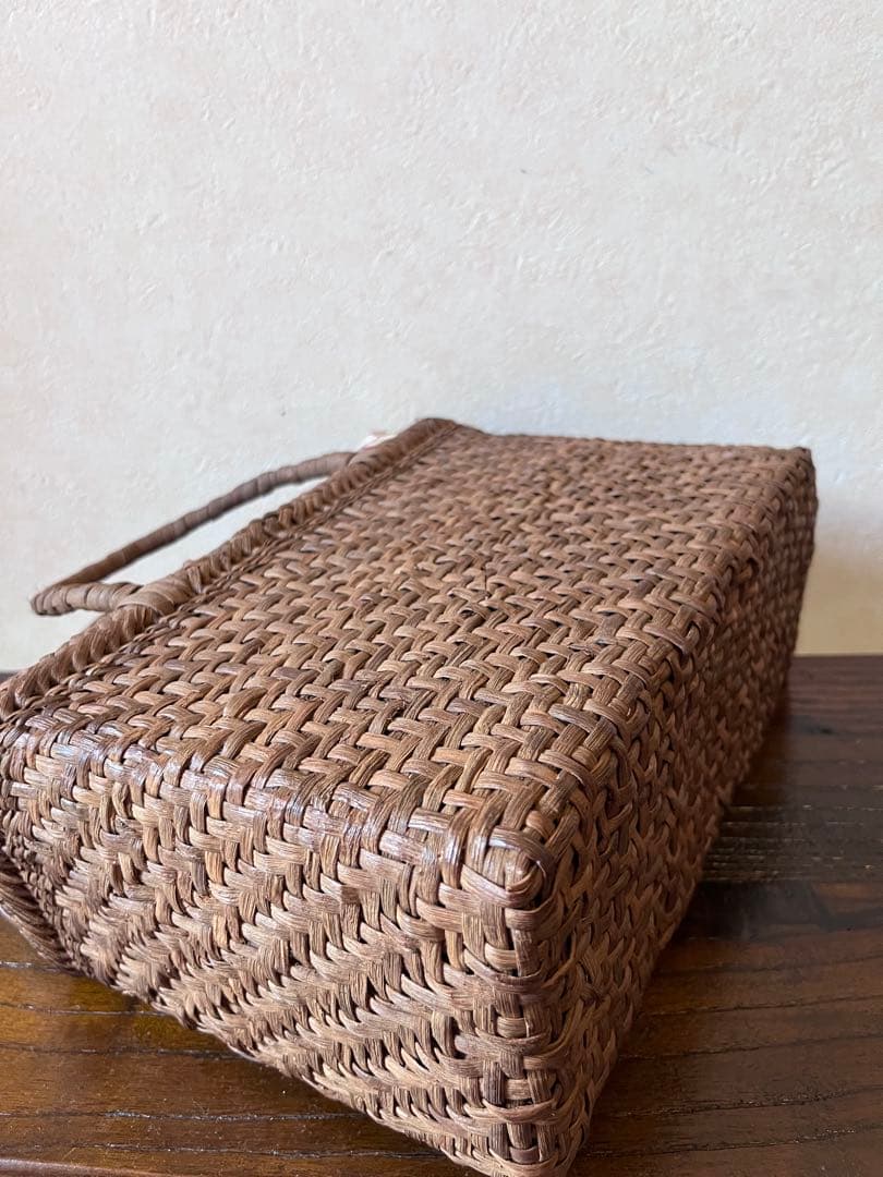 [訳あり] 国産(宮城県産)山葡萄籠バッグ