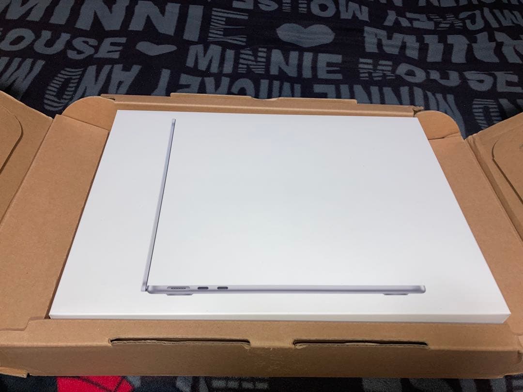MacBook本体 Apple MacBook Air M2 8GB 256GB SSD