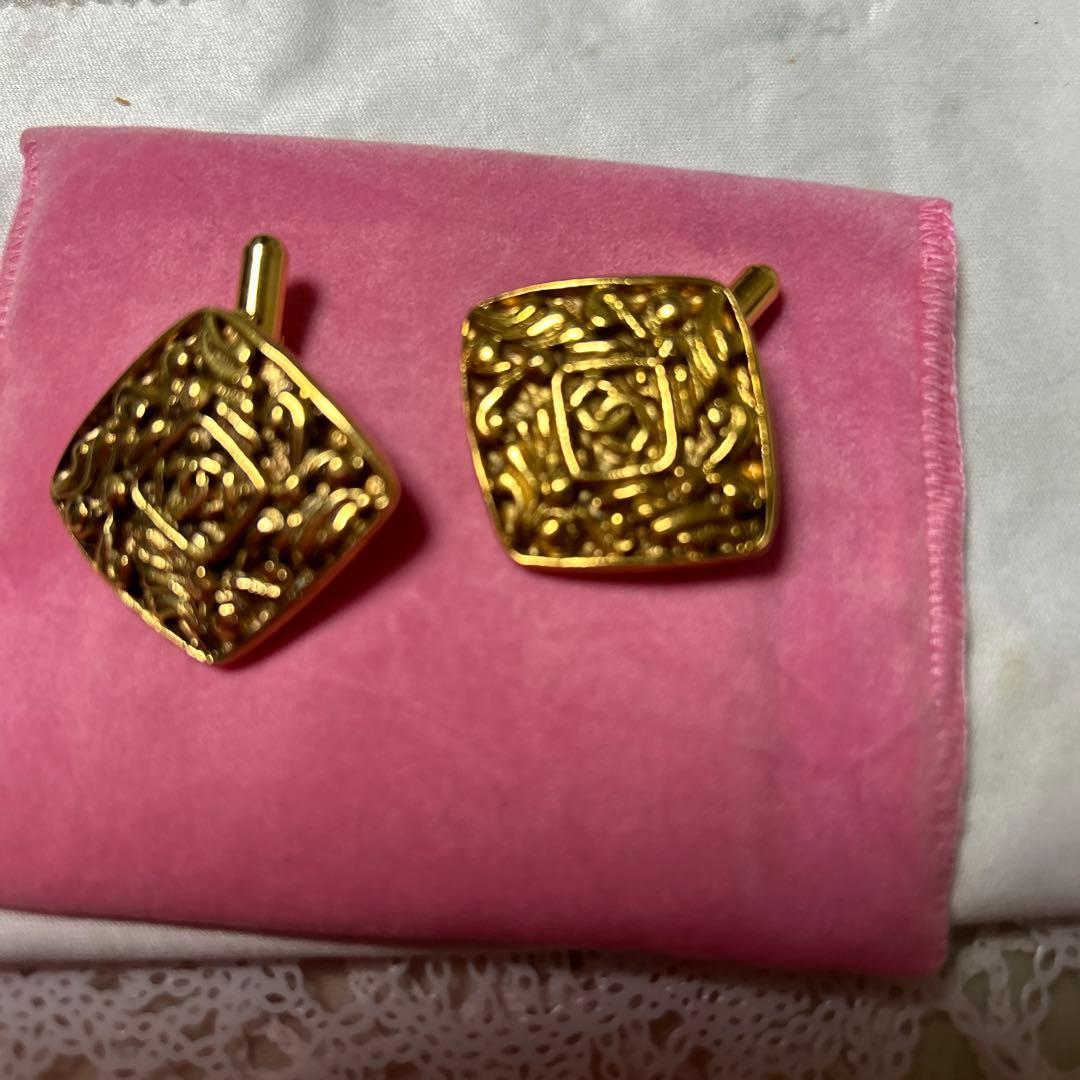 CHANEL シャネルカフス